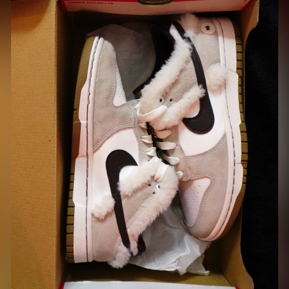 Nike Women's dunks (Low mink and jewels) white and tan with fur trim and charms - Picture 8 of 8